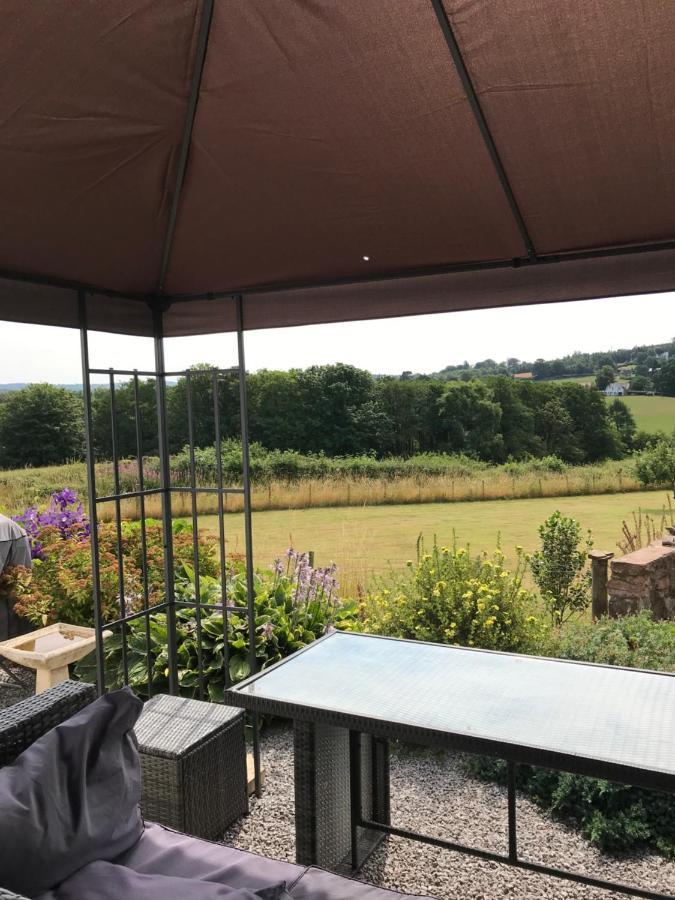 Jacquie'S B&B -Dumfries-Room With A View Exterior foto